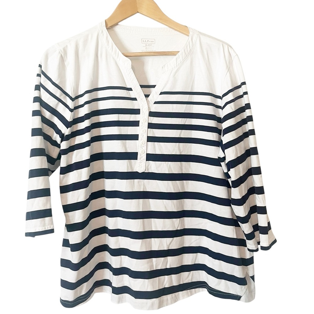 L.L. Bean Navy and White Striped‎ Henley 3/4 Sleeve Cotton Top Size XL Petite